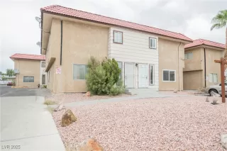 Photo #3: 2712361 Listing