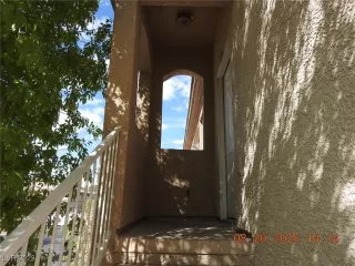 Photo #1: 2712366 Listing