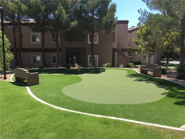 MLS: 2712389 Condo For Sale