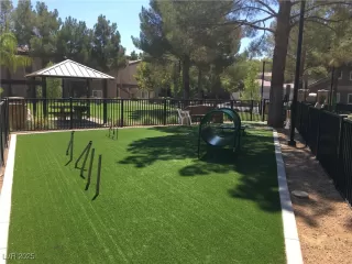 Photo #2: 2712389 Listing 