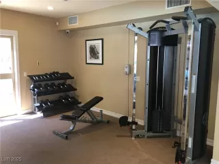 Photo #5: 2712389 Listing 