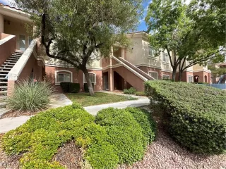 Photo #1: 2712409 Listing 