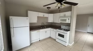 Photo #4: 2712419 Listing 