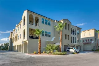 Photo #4: 2712423 Listing 