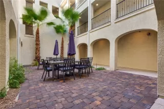 Photo #5: 2712423 Listing 