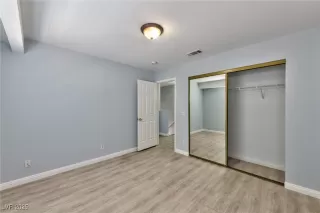 Photo #2: 2712431 Listing 