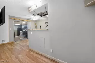 Photo #3: 2712442 Listing 