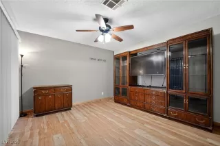 Photo #4: 2712442 Listing 