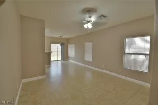 Photo #3: 2712443 Listing 