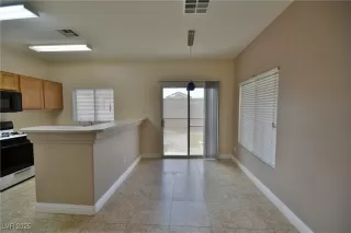 Photo #5: 2712443 Listing 