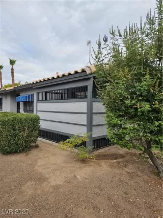 Photo #2: 2712448 Listing 