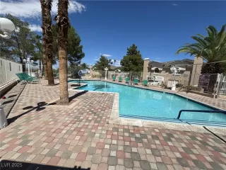 Photo #2: 2712466 Listing 