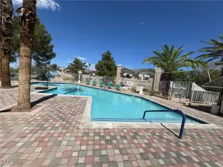 Photo #3: 2712466 Listing 