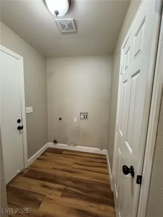 Photo #6: 2712466 Listing 