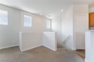 Photo #2: 2712471 Listing