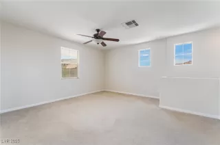 Photo #4: 2712471 Listing