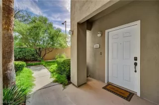 Photo #3: 2712476 Listing 