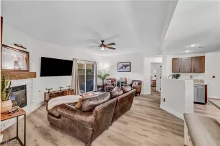 Photo #4: 2712476 Listing 