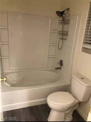 Photo #3: 2712506 Listing 