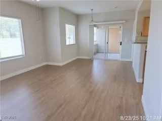 Photo #1: 2712515 Listing 