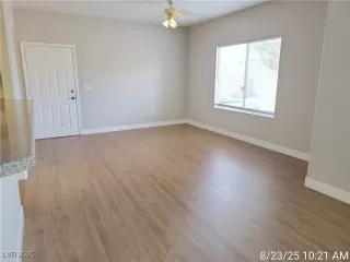 Photo #4: 2712515 Listing 