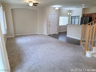 Photo #5: 2712519 Listing