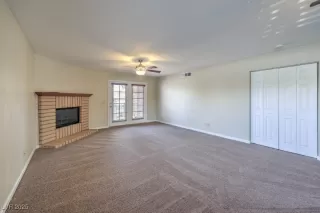 Photo #6: 2712555 Listing