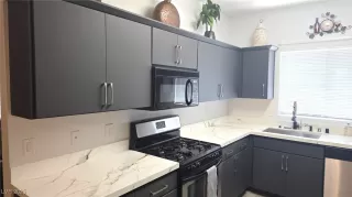 Photo #5: 2712580 Listing