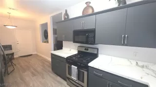 Photo #6: 2712580 Listing