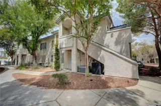 Photo #2: 2712618 Listing