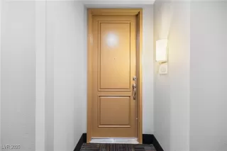 Photo #3: 2712640 Listing