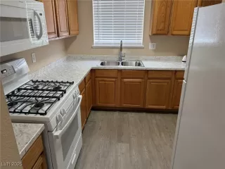 Photo #2: 2712654 Listing 