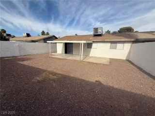Photo #6: 2712654 Listing 