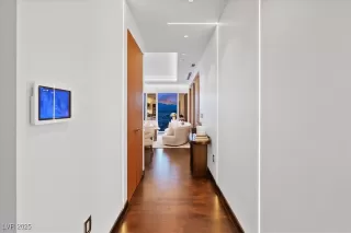 Photo #2: 2712681 Listing 