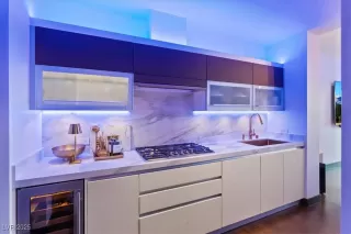 Photo #5: 2712681 Listing 