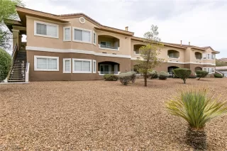 Photo #1: 2712682 Listing