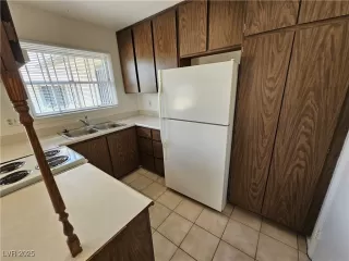 Photo #2: 2712702 Listing 