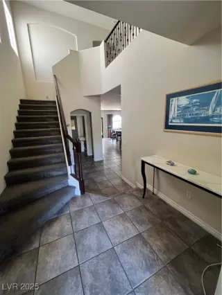 Photo #1: 2712712 Listing 