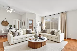 Photo #2: 2712726 Listing 