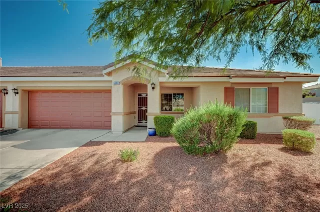 MLS: 2712729 Condo For Sale