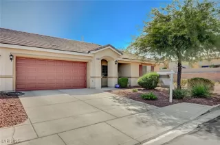 Photo #2: 2712729 Listing