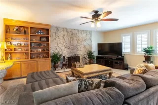 Photo #6: 2712745 Listing 