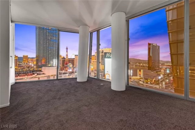 MLS: 2712747 Condo For Sale