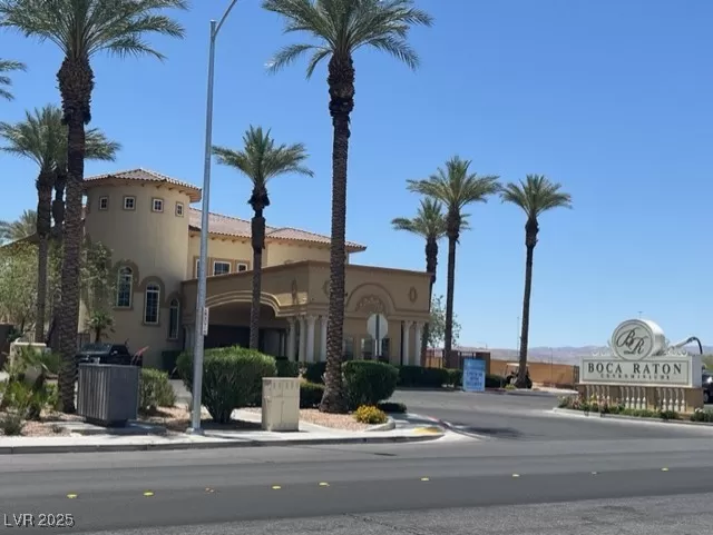 MLS: 2712752 Condo For Sale