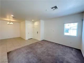 Photo #3: 2712766 Listing 