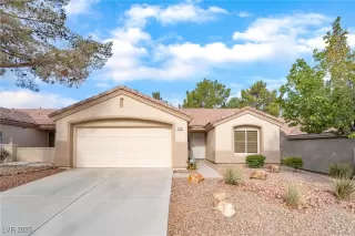 Photo #1: 2712770 Listing