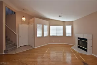 Photo #3: 2712810 Listing 