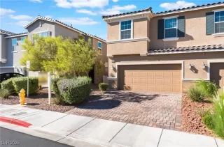 Photo #1: 2712811 Listing 