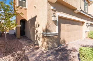 Photo #3: 2712811 Listing 