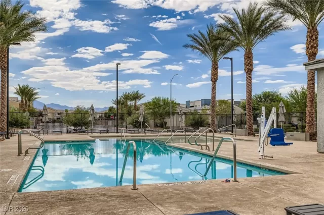 MLS: 2712830 Condo For Sale